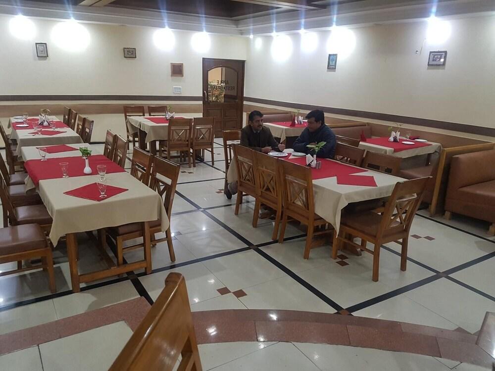 Hotel Park Inn Chandīgarh Esterno foto