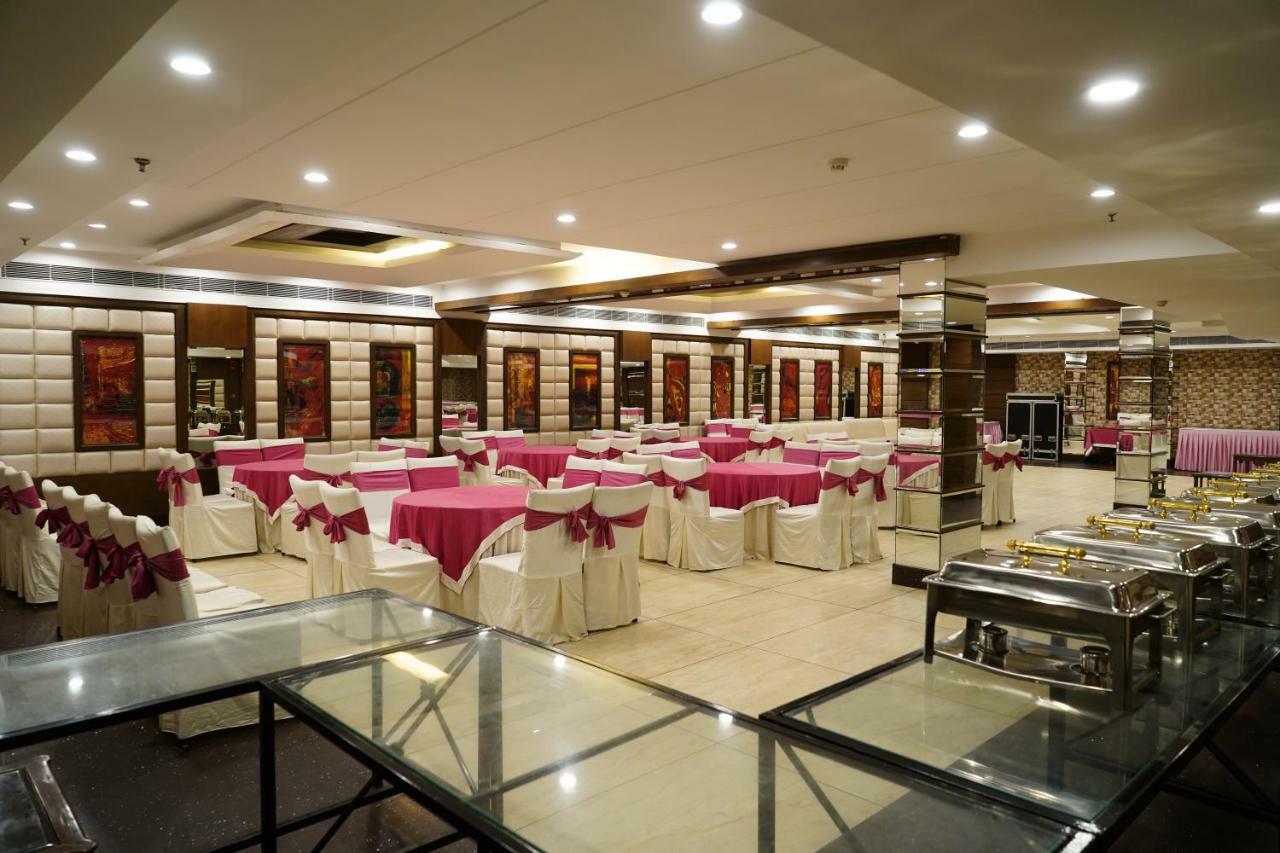 Hotel Park Inn Chandīgarh Esterno foto