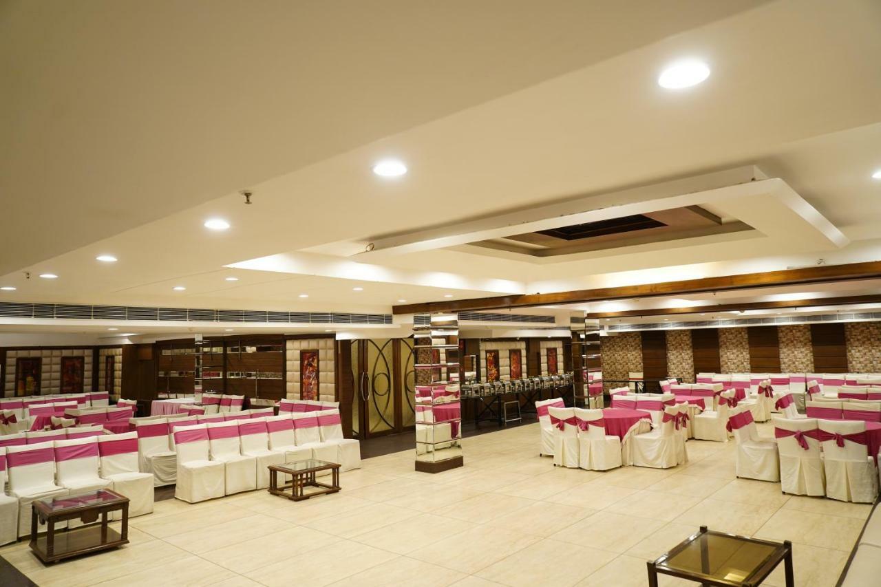 Hotel Park Inn Chandīgarh Esterno foto