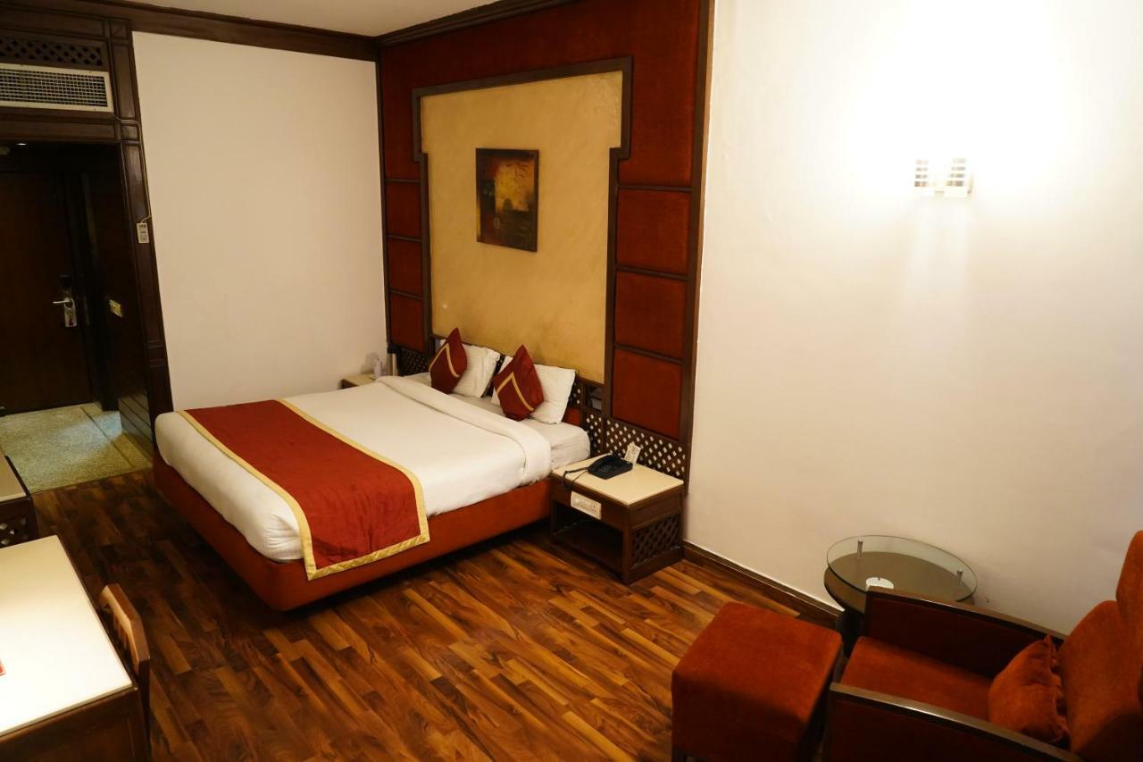Hotel Park Inn Chandīgarh Esterno foto